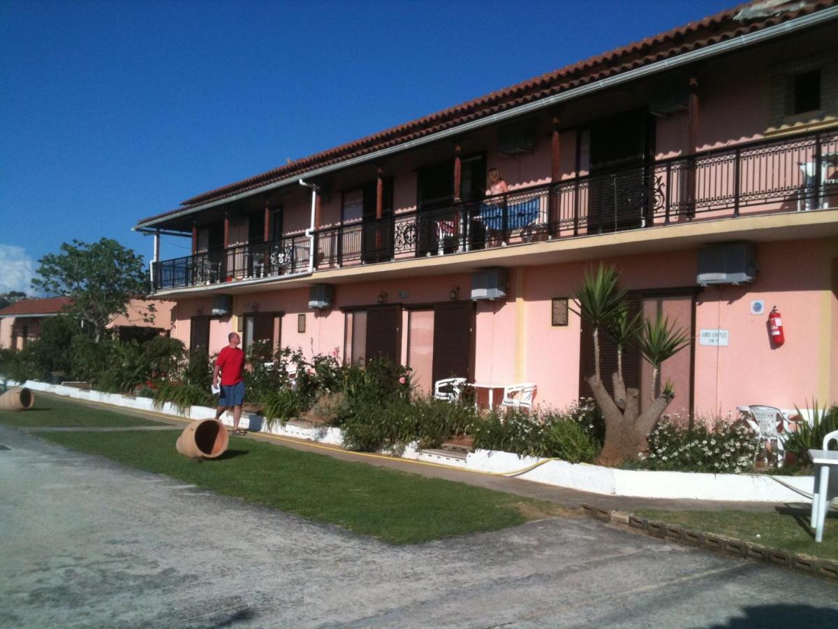 Lord Complex Aparthotel Agios Georgios  Buitenkant foto