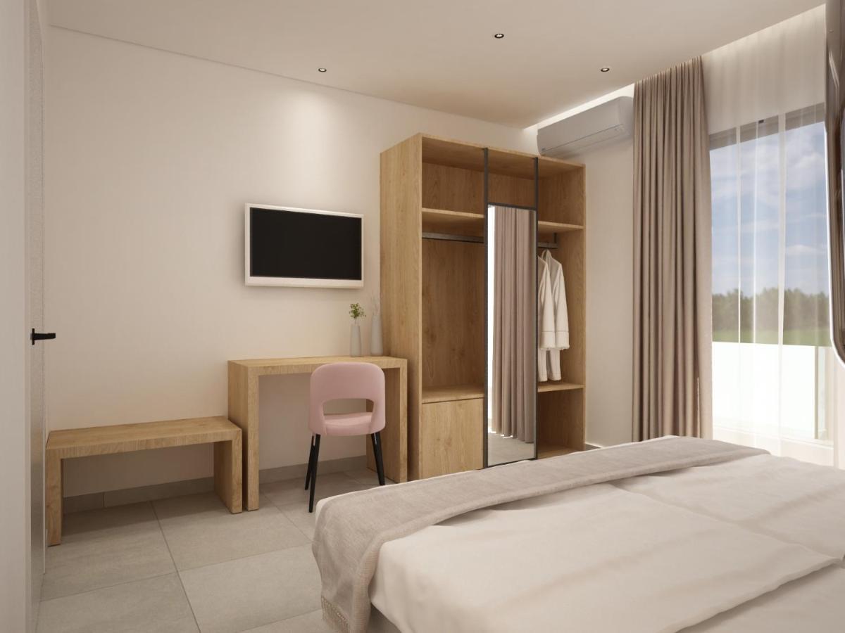 Lord Complex Aparthotel Agios Georgios  Buitenkant foto