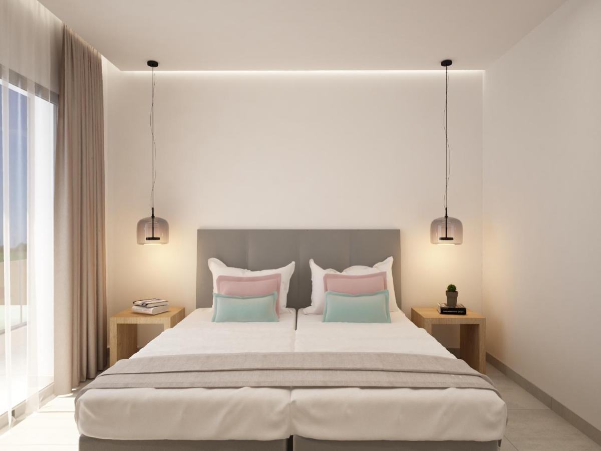 Lord Complex Aparthotel Agios Georgios  Buitenkant foto