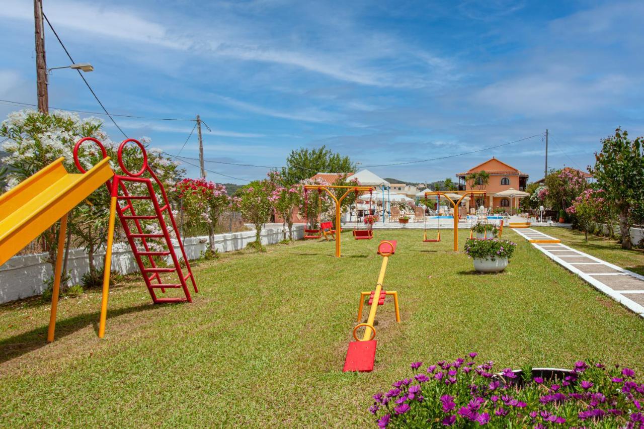 Lord Complex Aparthotel Agios Georgios  Buitenkant foto
