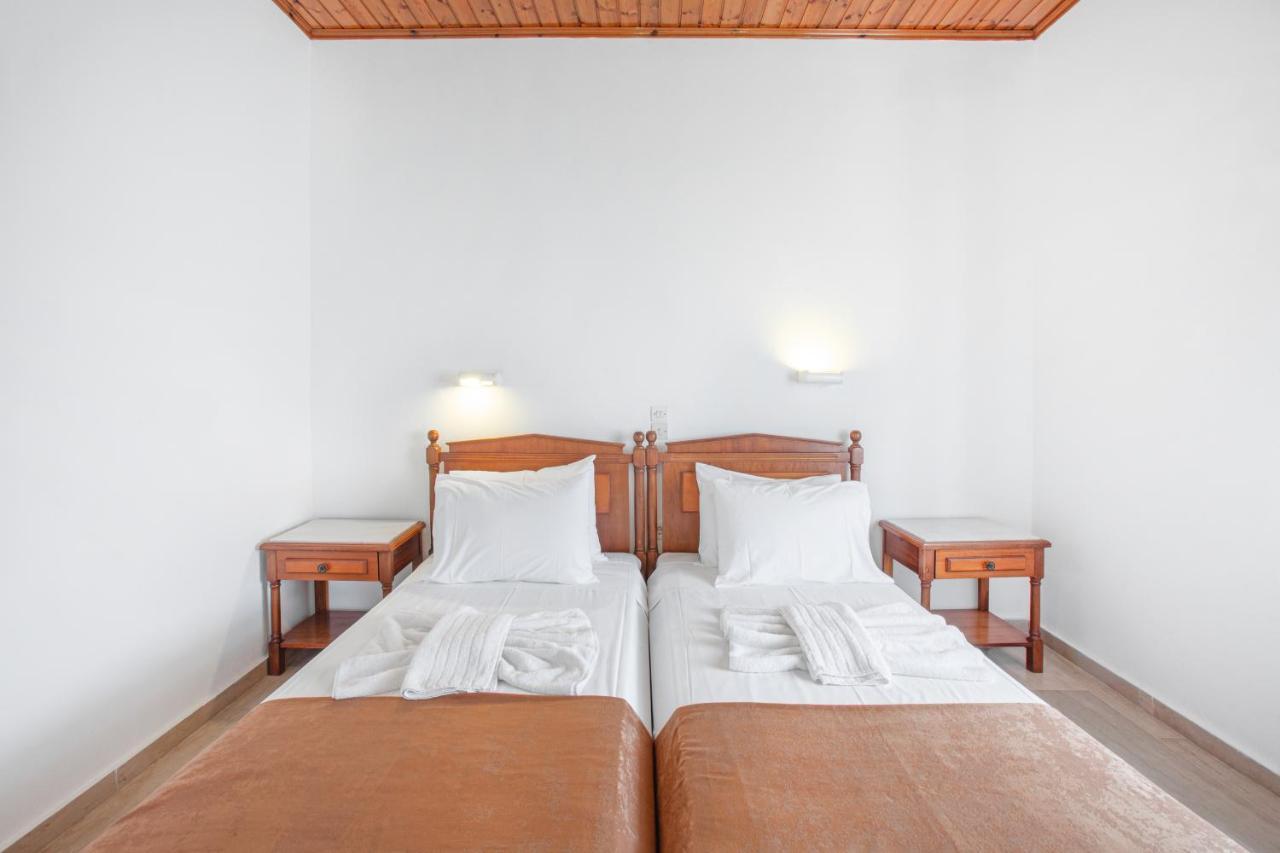 Lord Complex Aparthotel Agios Georgios  Buitenkant foto