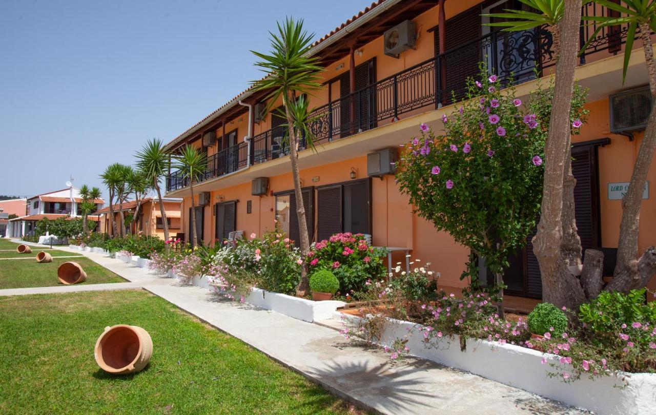 Lord Complex Aparthotel Agios Georgios  Buitenkant foto