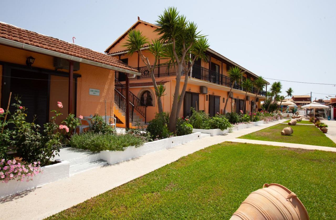 Lord Complex Aparthotel Agios Georgios  Buitenkant foto