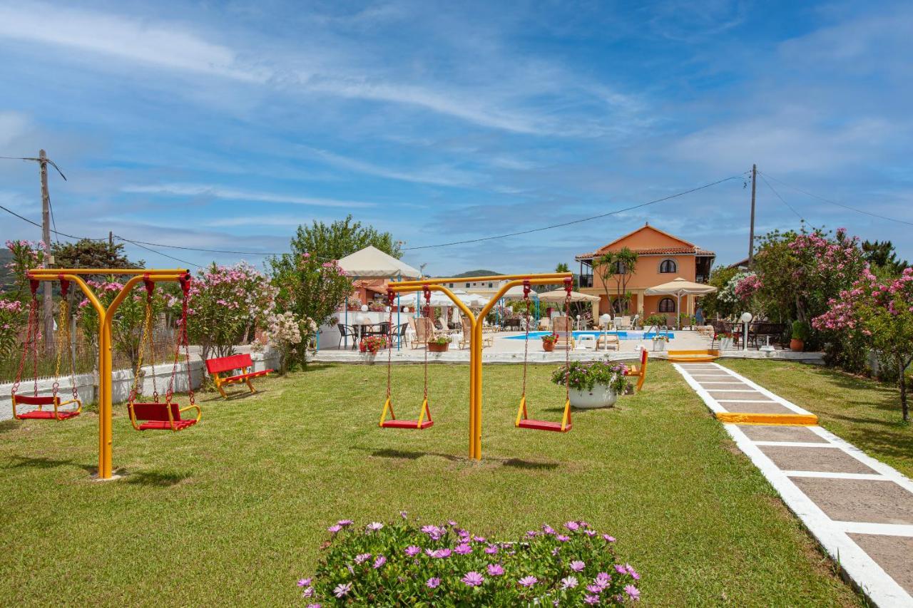 Lord Complex Aparthotel Agios Georgios  Buitenkant foto