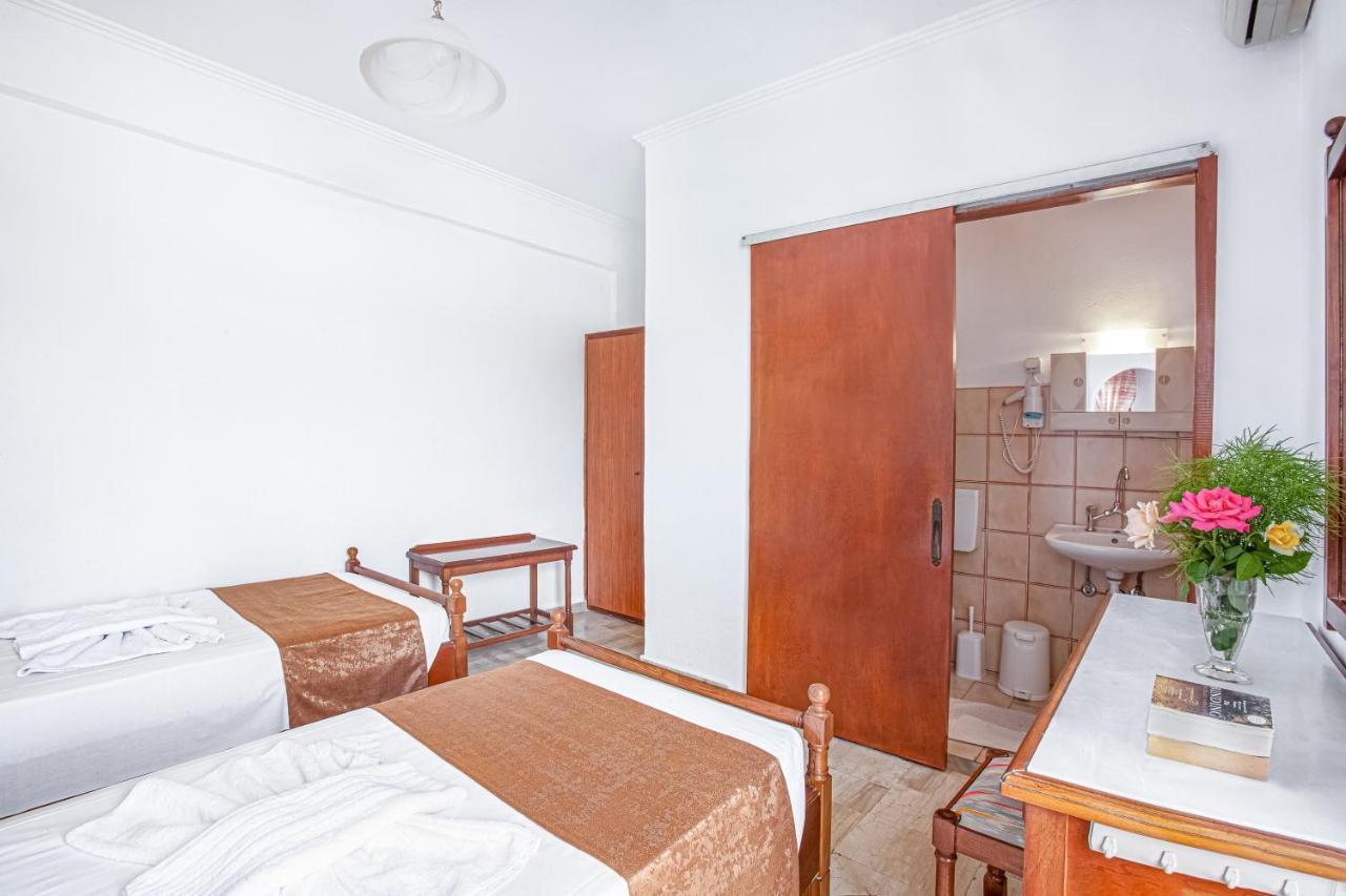 Lord Complex Aparthotel Agios Georgios  Buitenkant foto