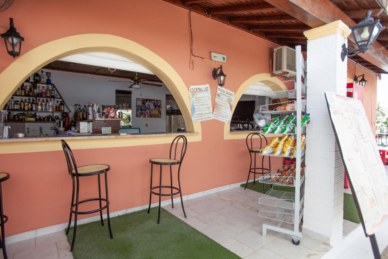 Lord Complex Aparthotel Agios Georgios  Buitenkant foto