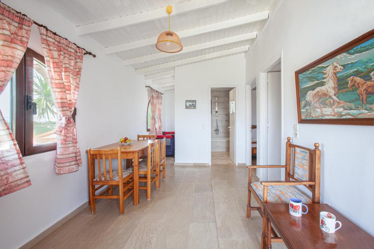 Lord Complex Aparthotel Agios Georgios  Buitenkant foto