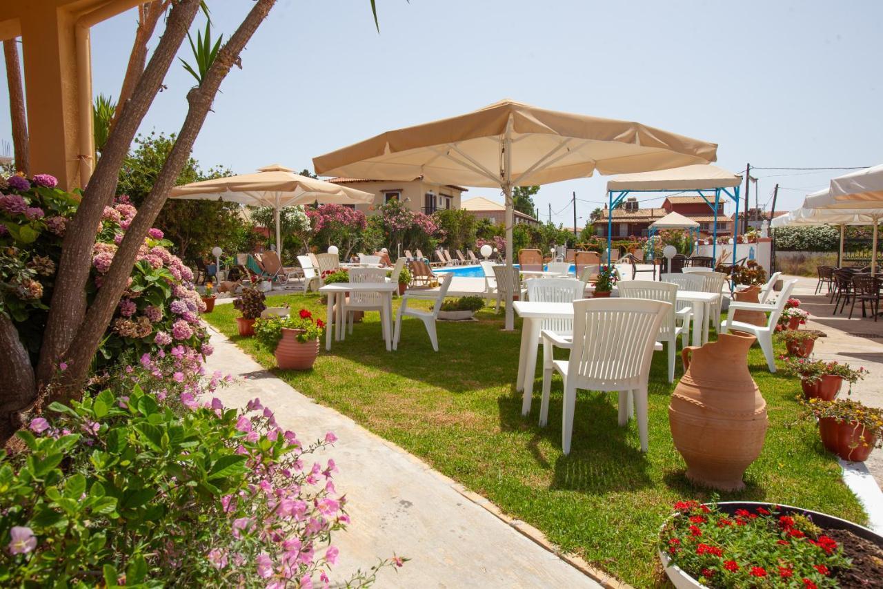 Lord Complex Aparthotel Agios Georgios  Buitenkant foto