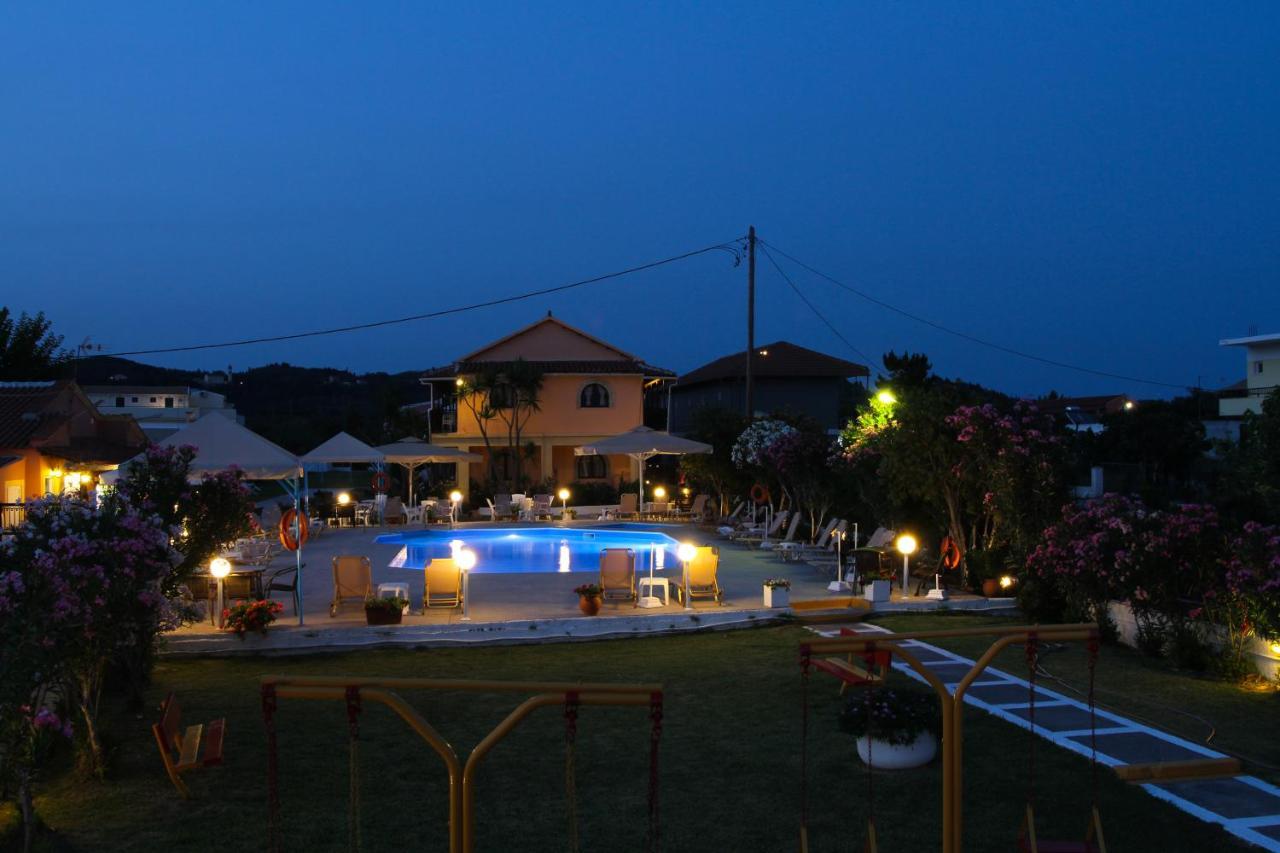 Lord Complex Aparthotel Agios Georgios  Buitenkant foto